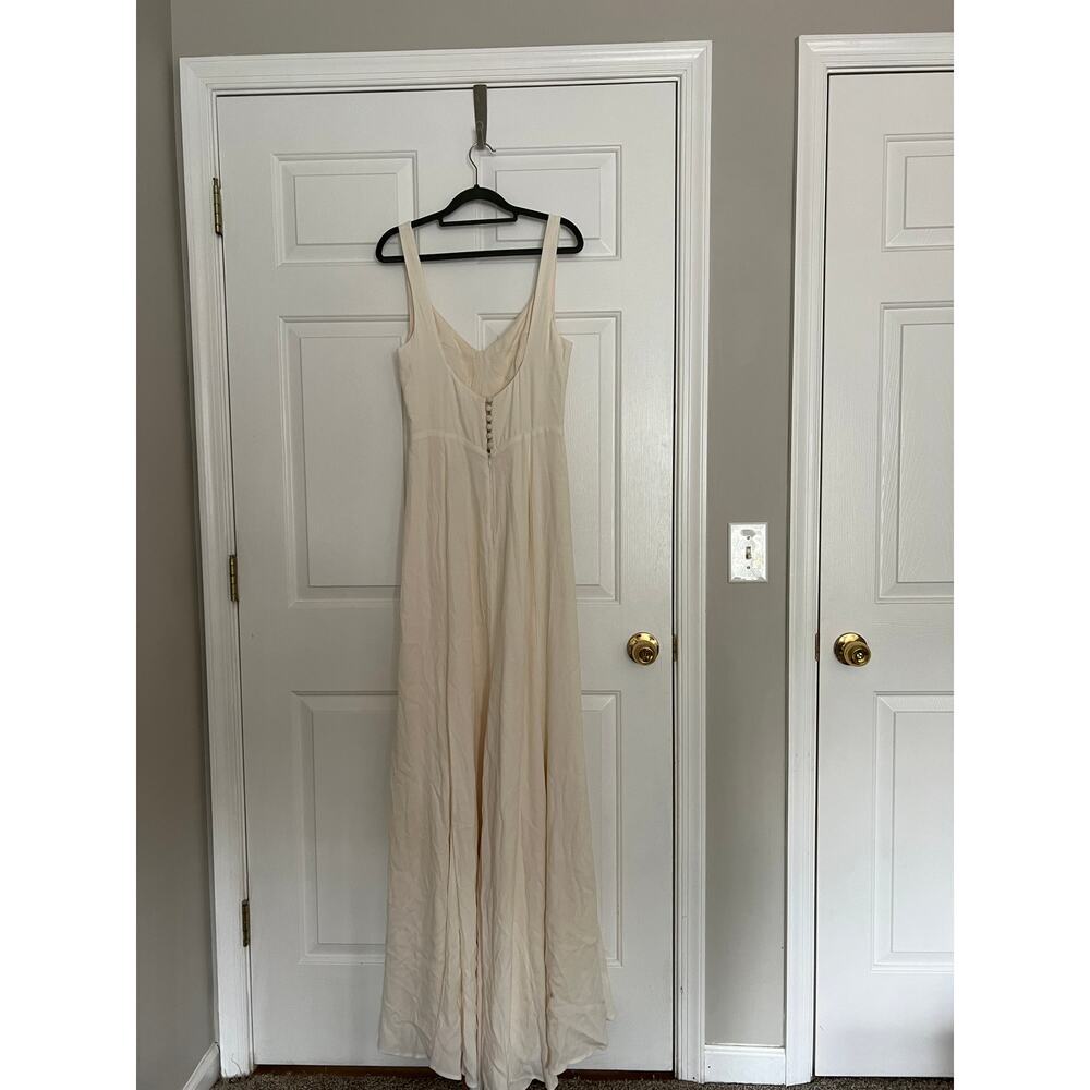 NWT Reformation Lecce Wedding Dress (flaw - see description) Size 6 - Picture 6 of 10